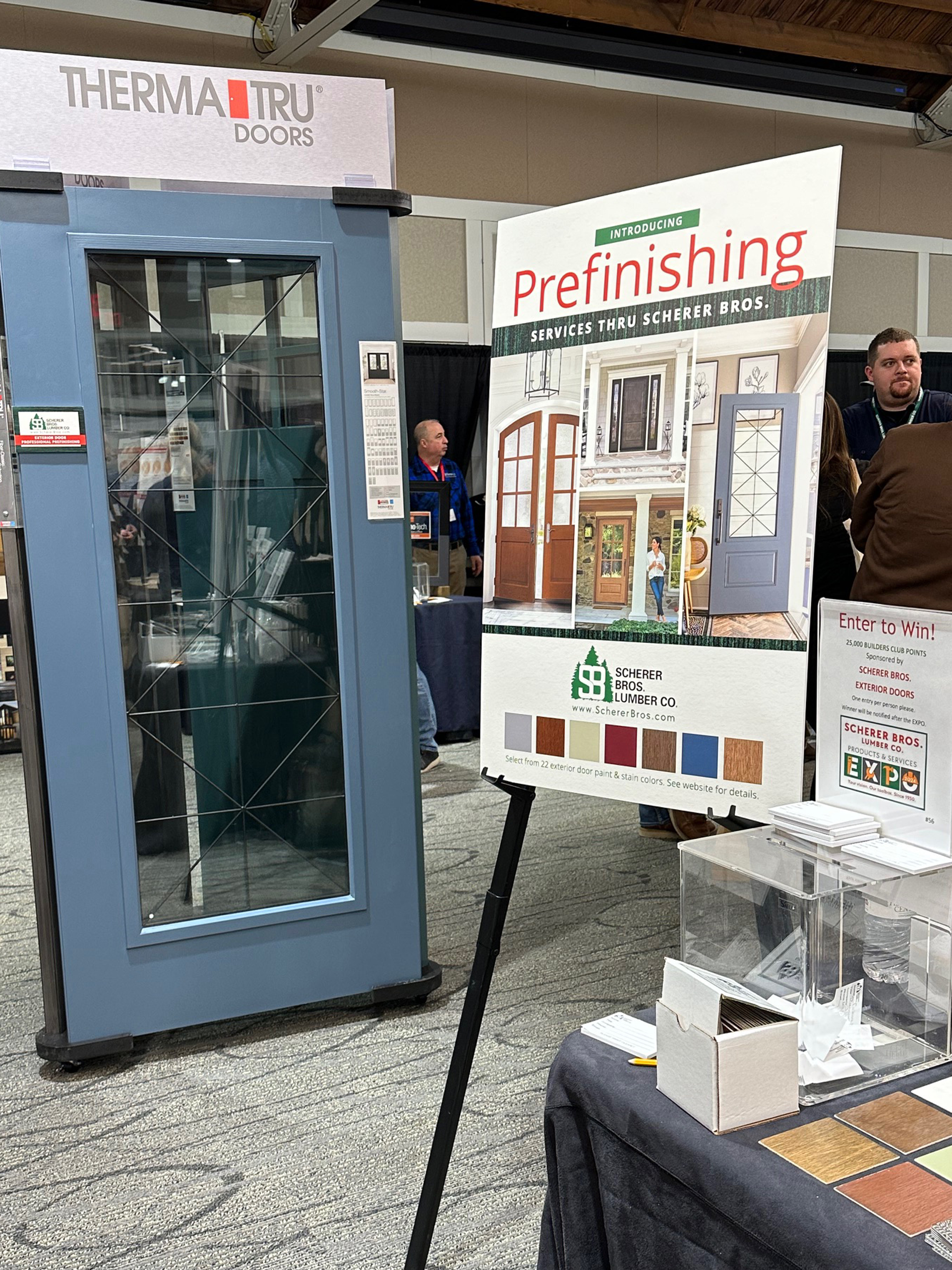 Display of different kinds of doors